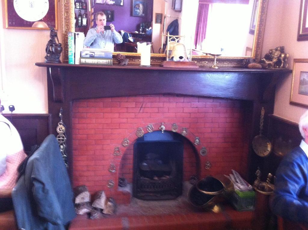 The Cricketers Inn Winchester Ngoại thất bức ảnh