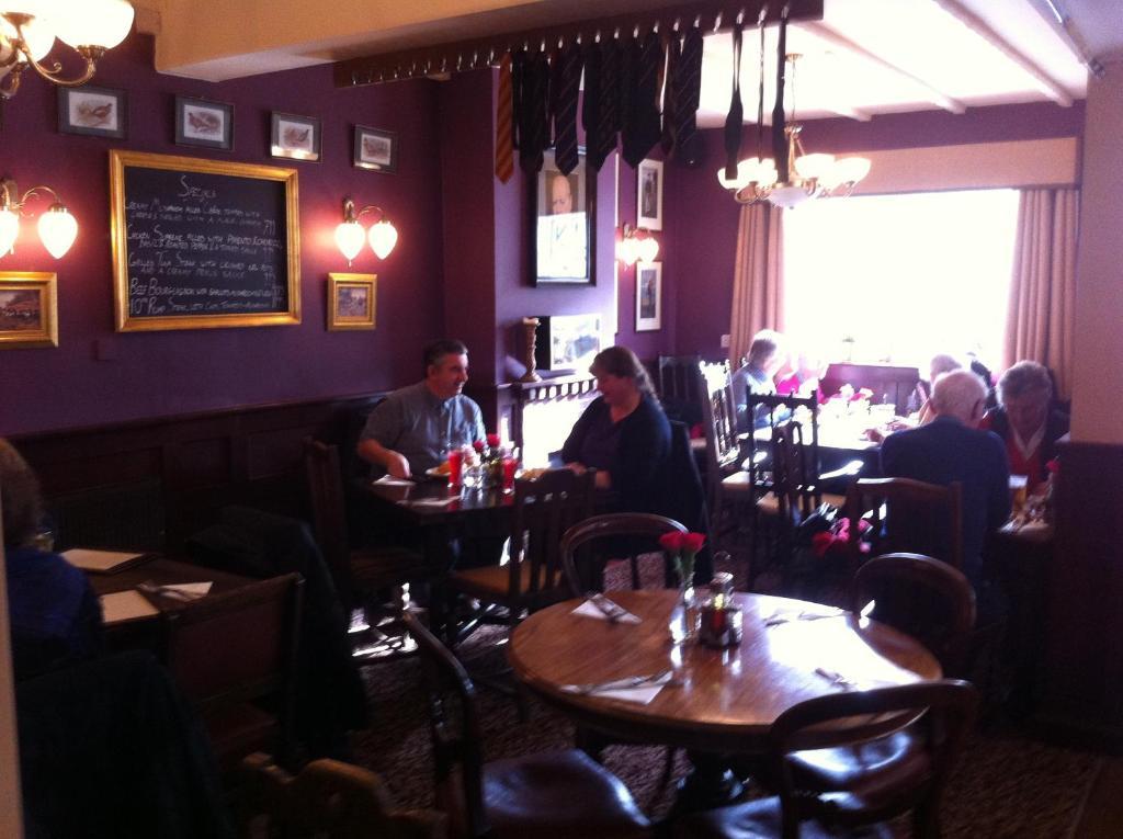 The Cricketers Inn Winchester Ngoại thất bức ảnh