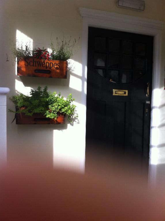 The Cricketers Inn Winchester Ngoại thất bức ảnh